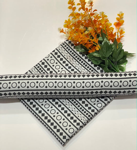 Mubashar Shafique Fabrics – 2PC Digital Printed Cambric Cotton Suit