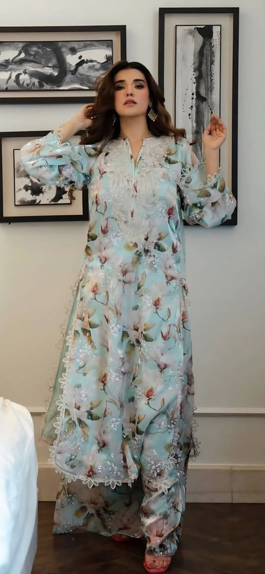 Digital Printed Lawn 3PC Suit with Chiffon Dupatta – Summer Collection 2026
