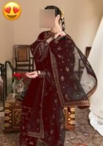 Baroque Jazmin Velvet Wedding Collection – Black 3PC Heavy Embroidered Suit with Cutwork Organza Dupatta - Image 7